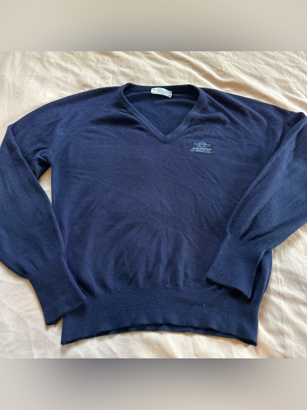 Vintage Pickering v-neck sweater Mahogany Run